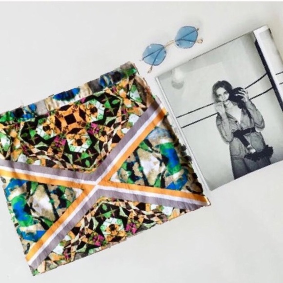 Jealous Tomato Dresses & Skirts - Jealous Tomato Graphic Tribal Print Mini Skirt